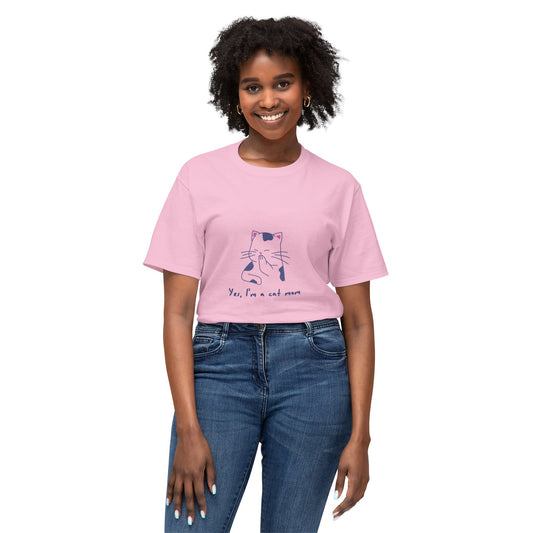 Cat Mom T-Shirt — Cute Minimal Cat Illustration with “Yes, I’m a cat mom”